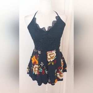 Chic Black Floral Lace Jumpsuit